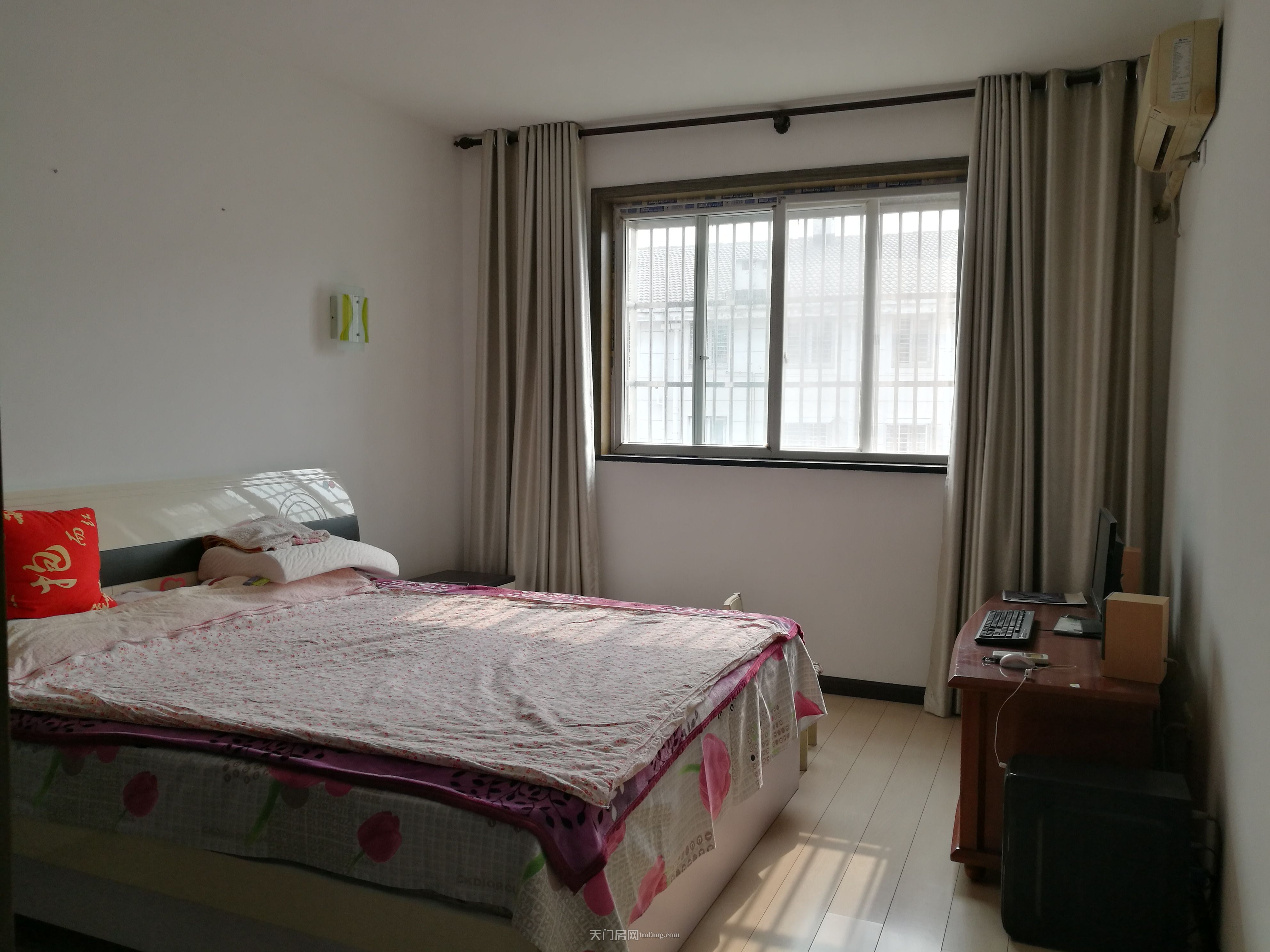 实验高中旁锦绣家园步梯三室两厅两卫出售