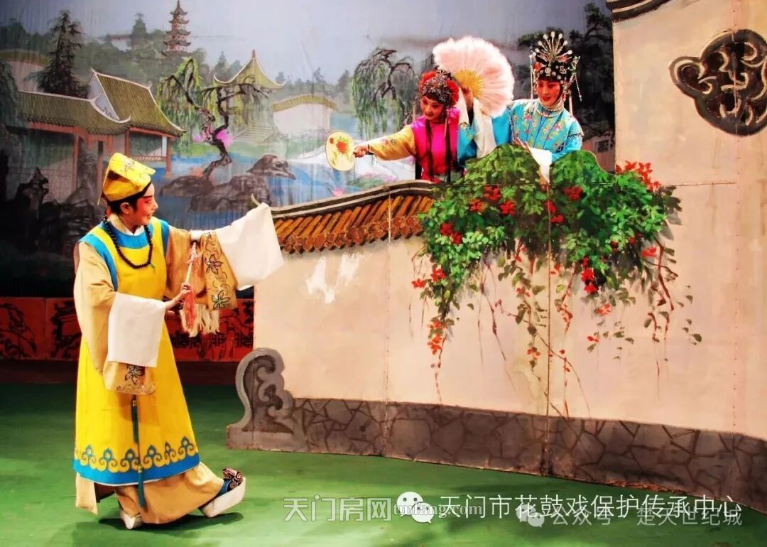 市花鼓剧团再度莅临，四天七场大戏唱响小区