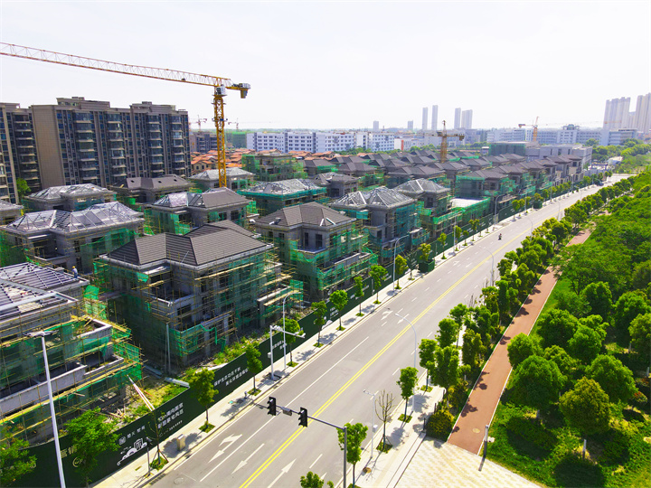 楚天墅苑 | 人的一生 总要有一套别墅！