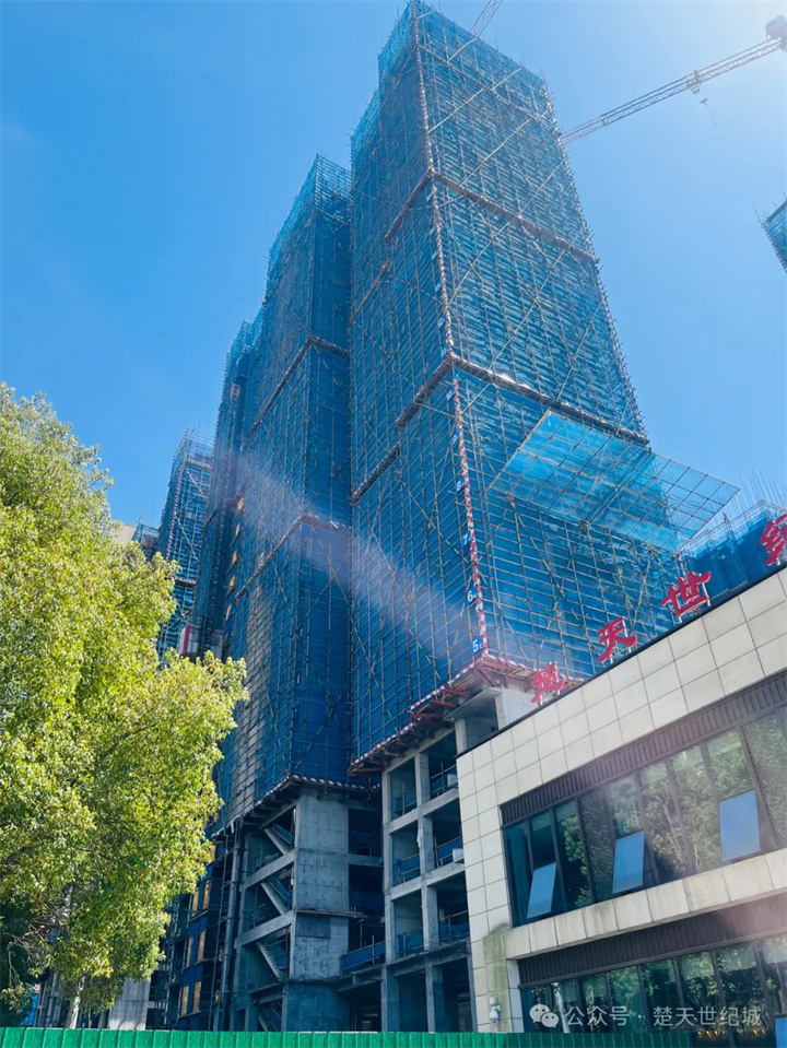楚天世纪城二期西区3月建设工程进度
