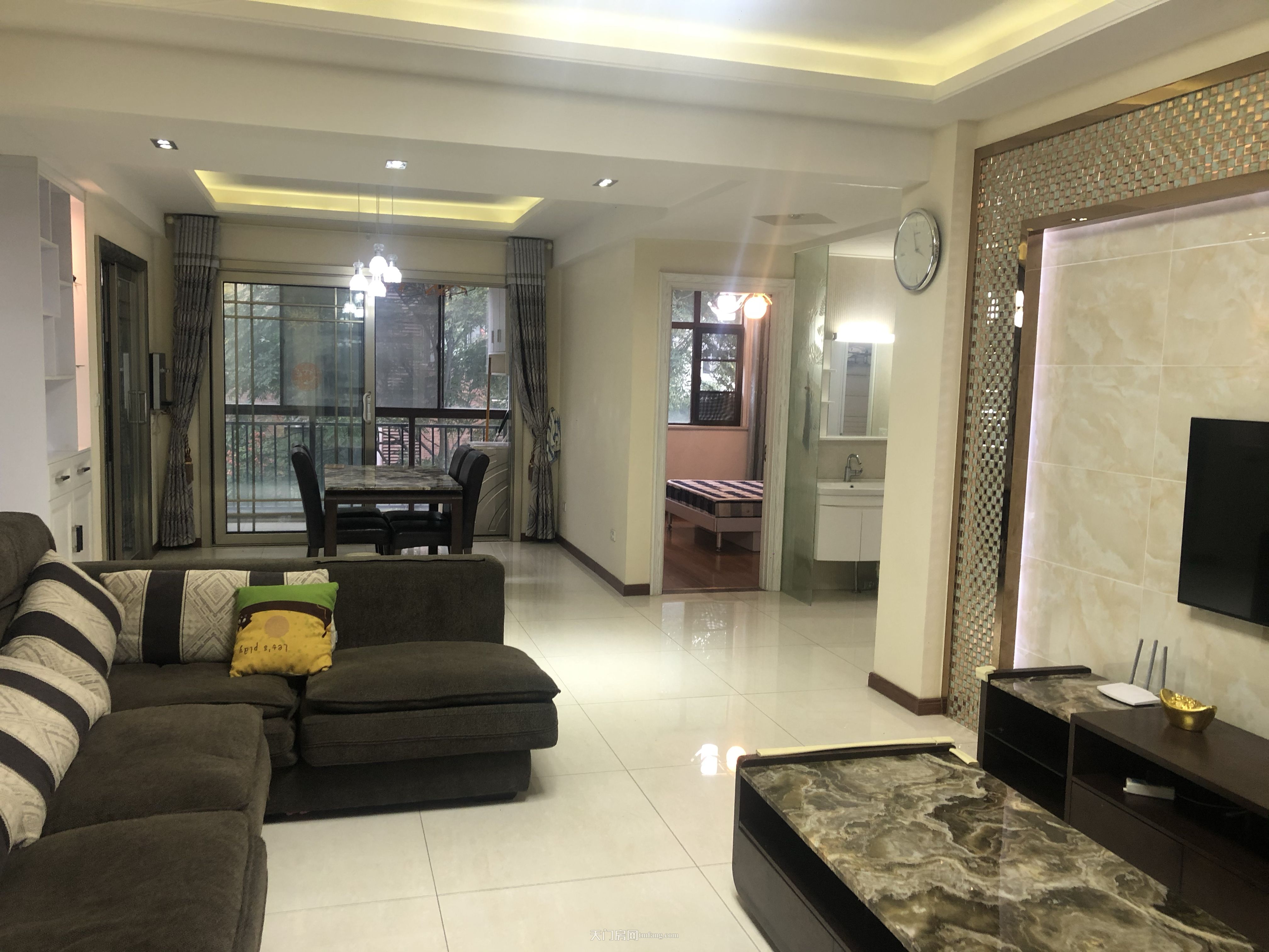 ~同行勿扰 城北汉旺世纪城 花园洋房 送4个阳台喝茶烧烤 精装3房 品牌家具家电