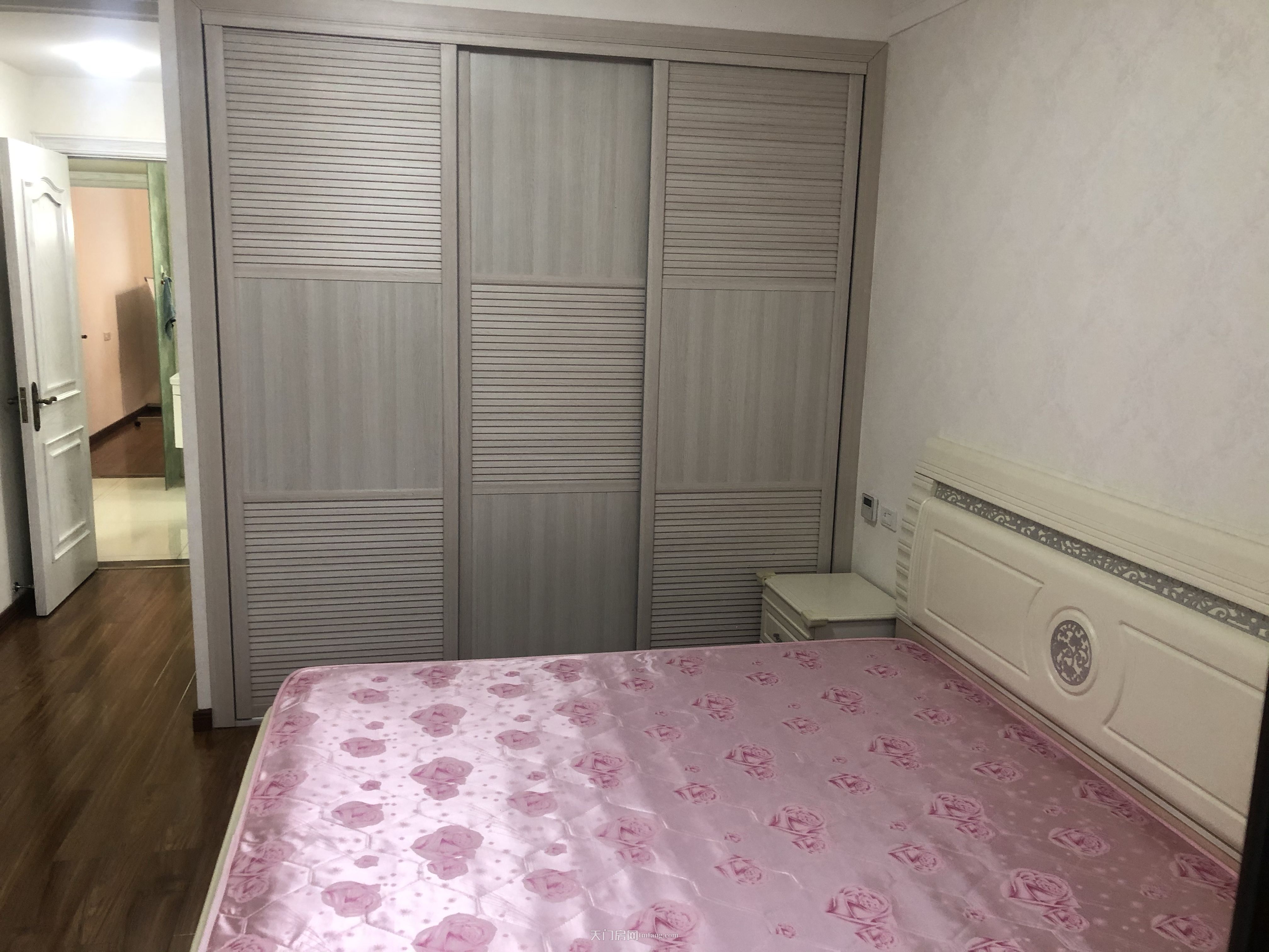 ~同行勿扰城北汉旺世纪城花园洋房送4个阳台喝茶烧烤精装3房品牌家具家电