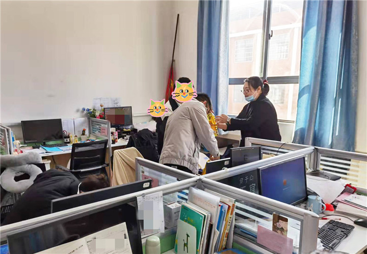 碧水园·锦城丨礼谢恩师，筑梦前行，感恩走进校园！