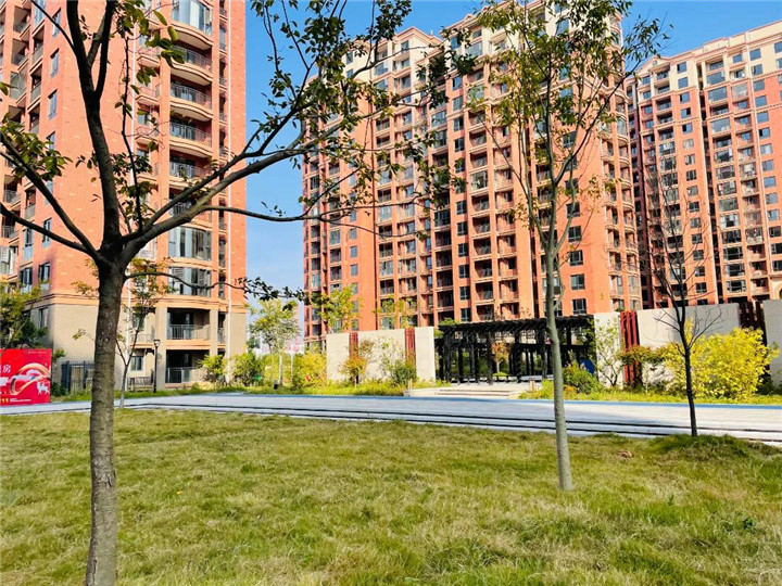 华泰学府春天 | 实景现房所见即所得，美好生活无需想象！