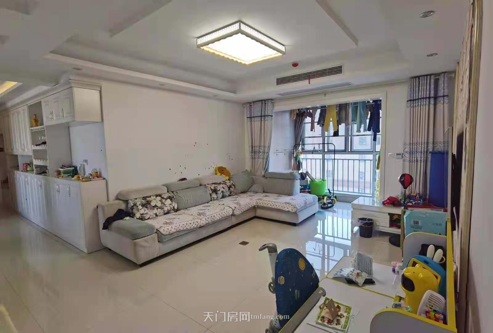 碧水园精装修3室2厅2卫优惠