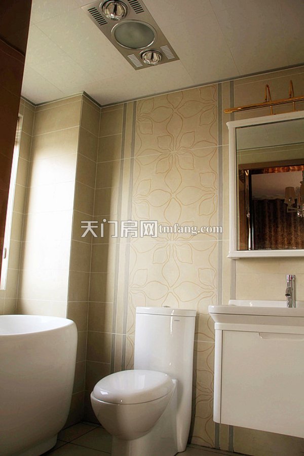 3室2厅2卫--卫生间