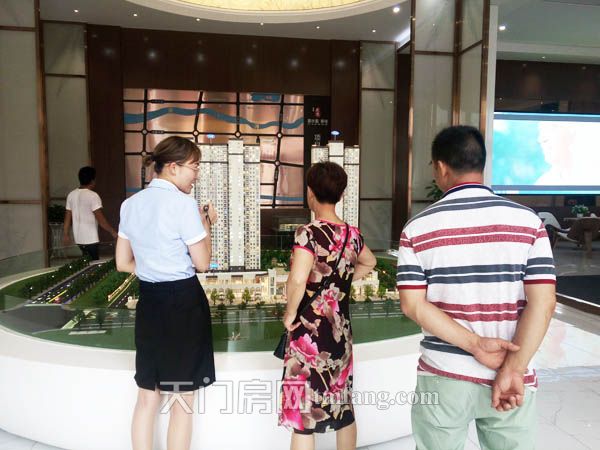 2018071014483470260iz7jxo.jpg 微信图片_20180710080435.jpg