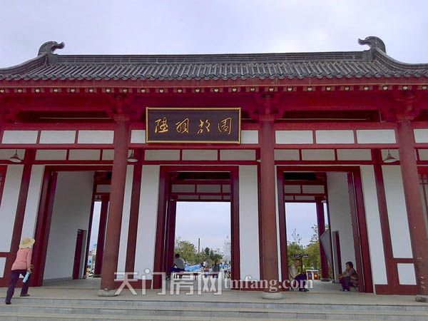 在天门，有种生活方式叫：我家住在公园旁！