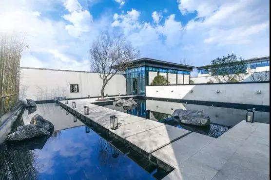 2018082311441111979bgguyr.jpg /lpfile/2018/08/23/2018082311441111979bgguyr.jpg