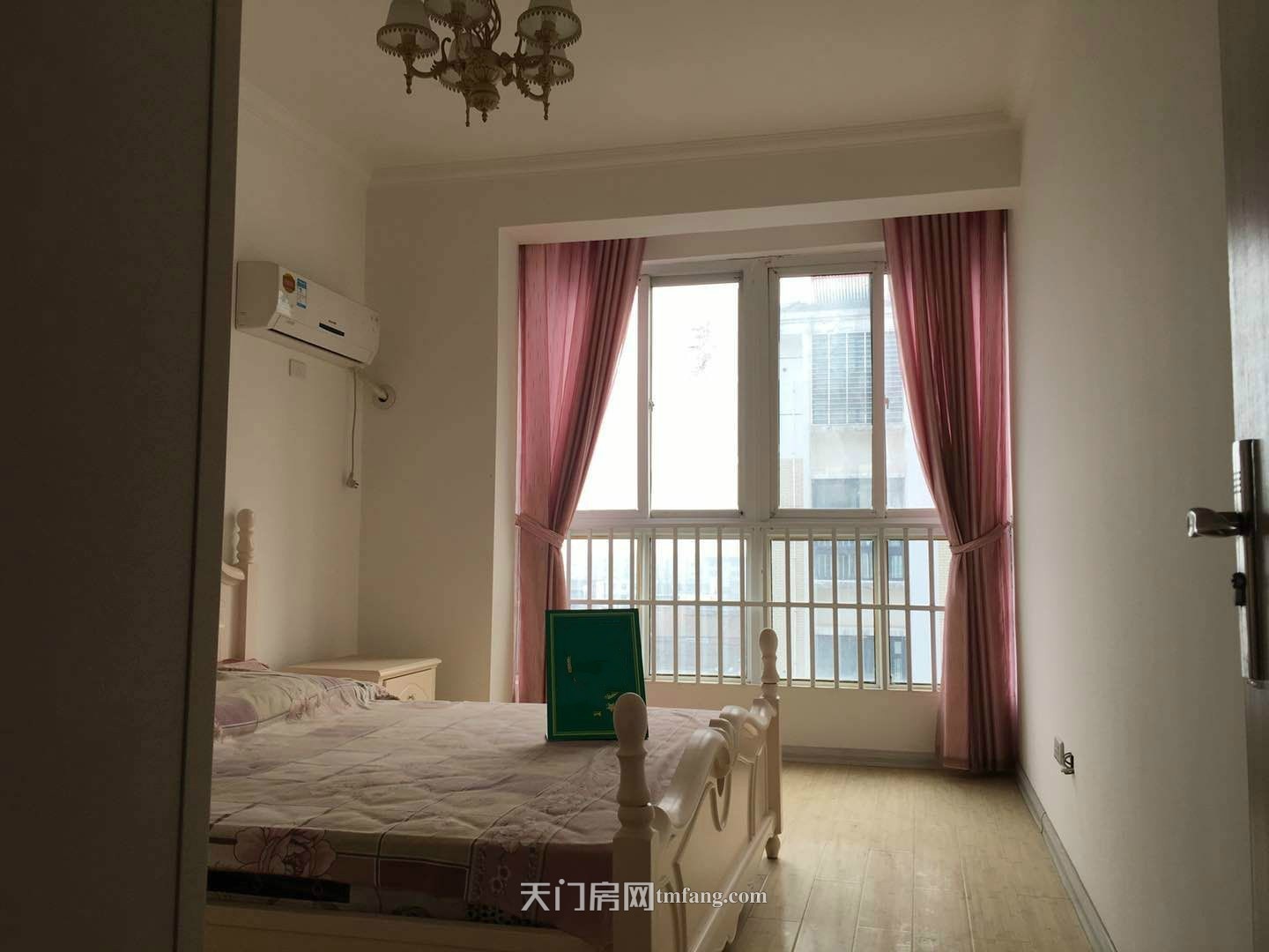 南洋新城超大阳台房型方正