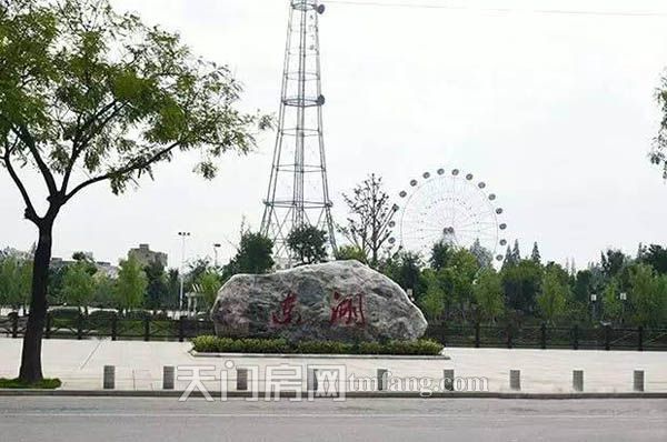 2018093015232933144pjncbq.jpg 东湖.jpg