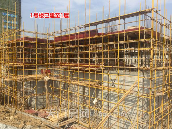 南德荟景湾11月工程进度：2号楼已建至8层