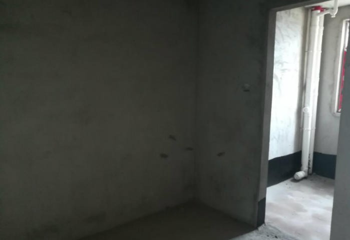 竟陵街道走马岭嘉苑4室2厅2卫153平低价出售！