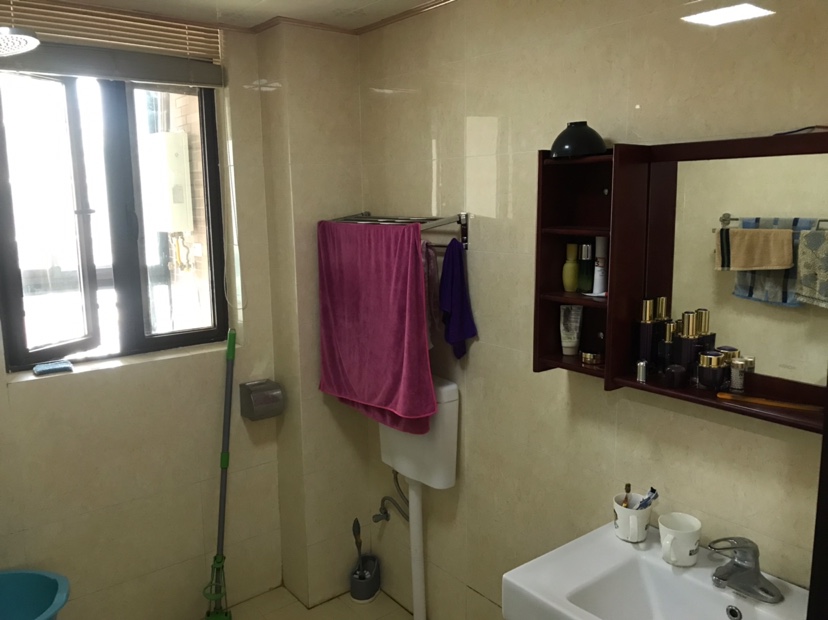 世纪城一期精装113平米一梯两户