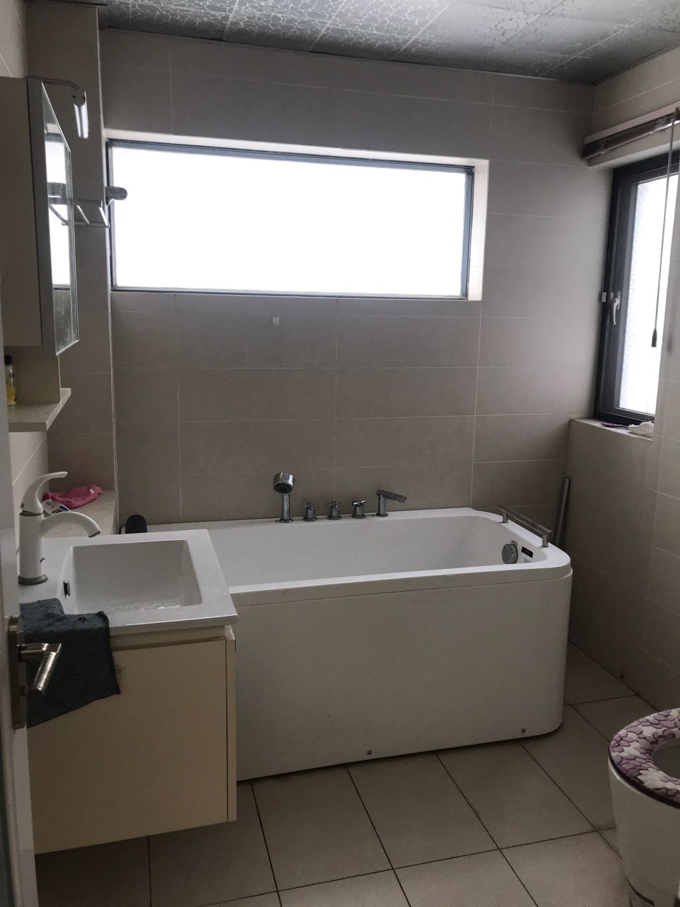 天门新城一期125平米精装三房