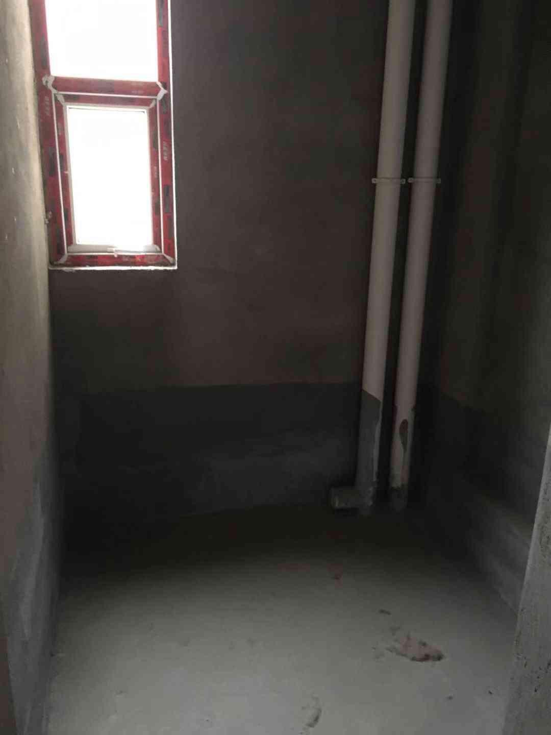 新宇城上城85平米毛坯二房37万