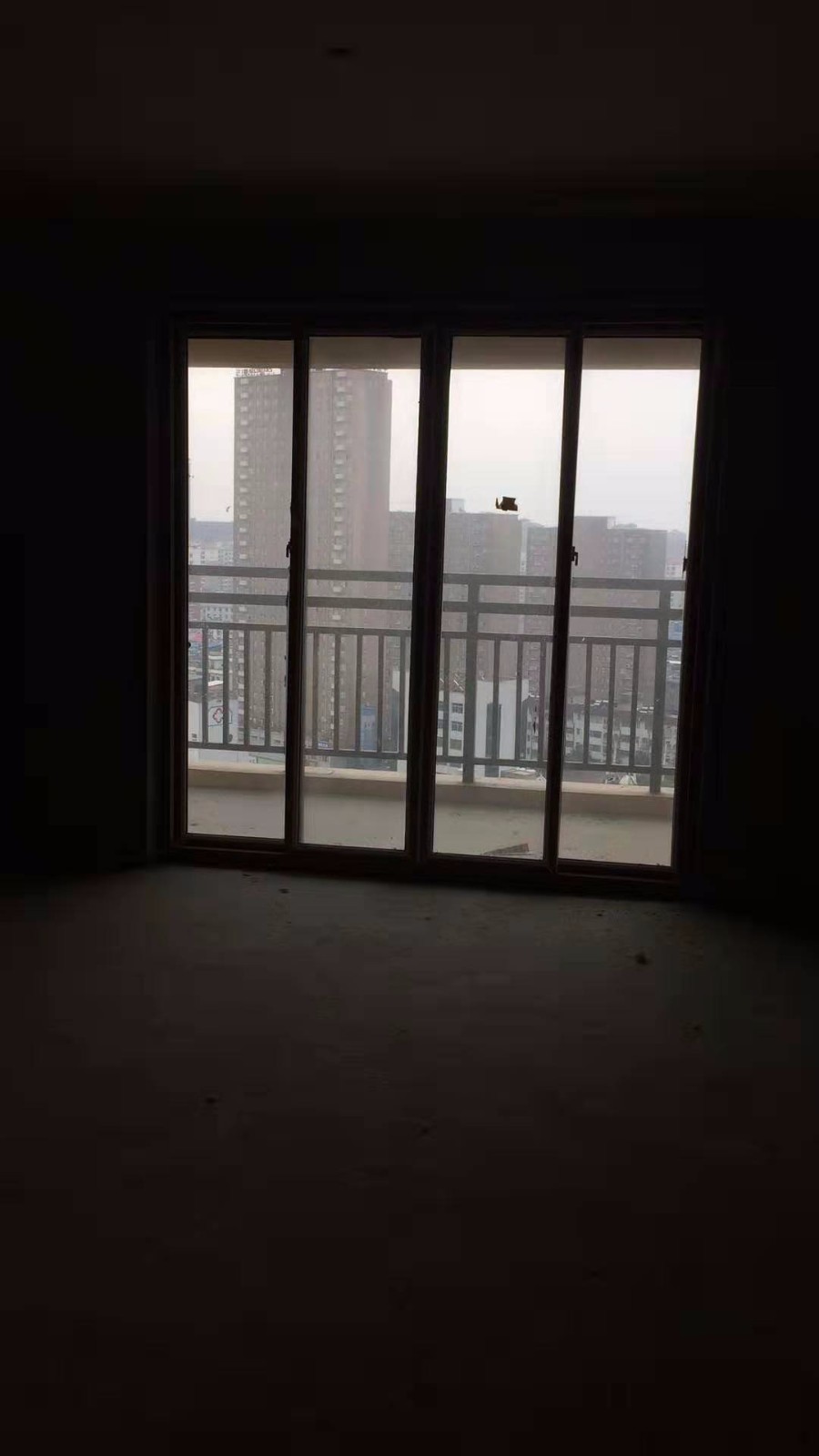 单元出售：世贸公馆（大润发）