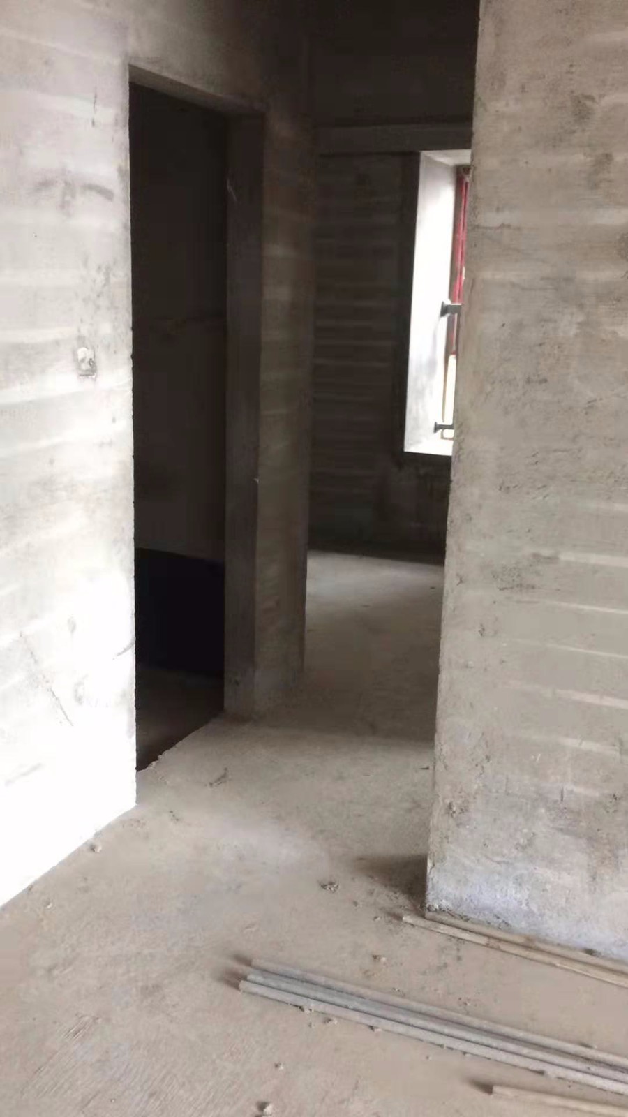 单元出售：世贸公馆（大润发）