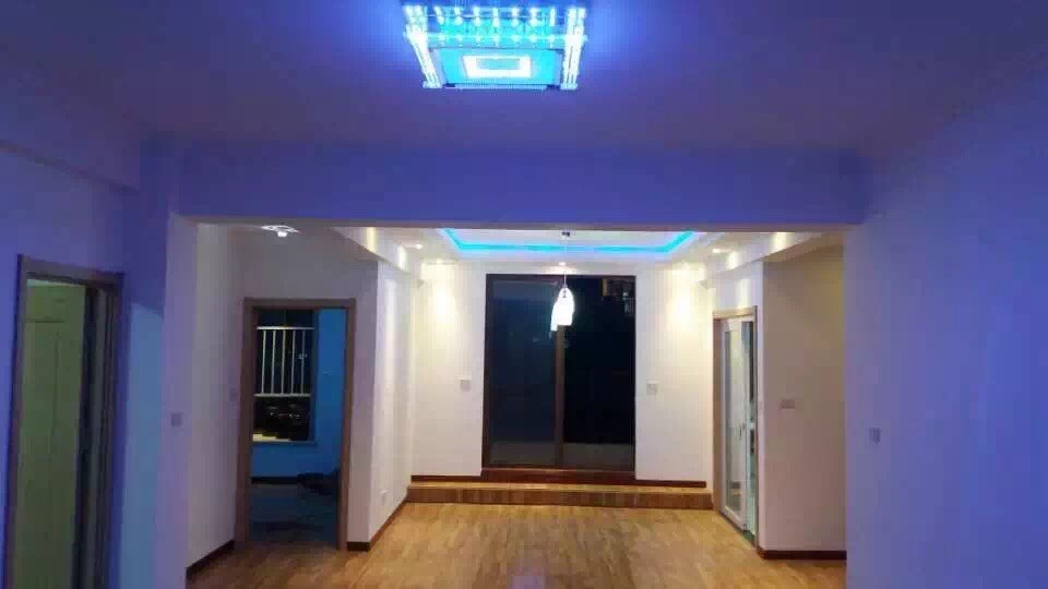 万达旁，世纪城一期，精装洋房， 此一套58万