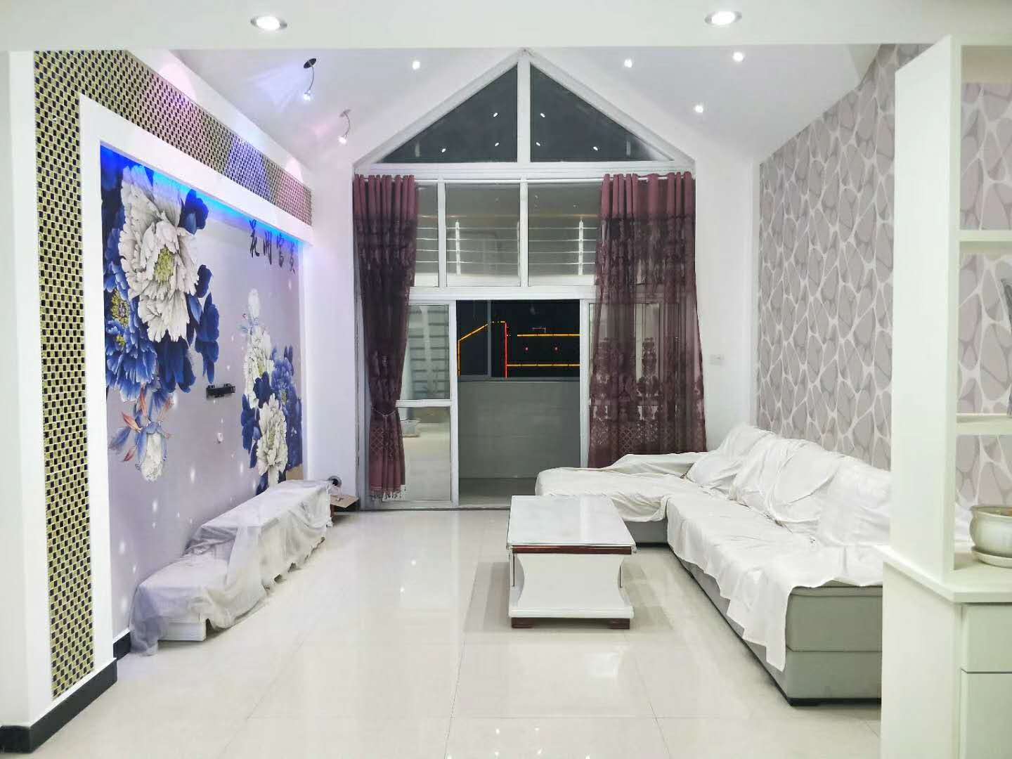 狮城广场精装复式大三房老城区地段好，实验小学学区房