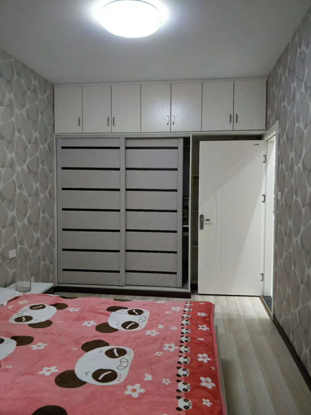 狮城广场精装复式大三房老城区地段好，实验  房