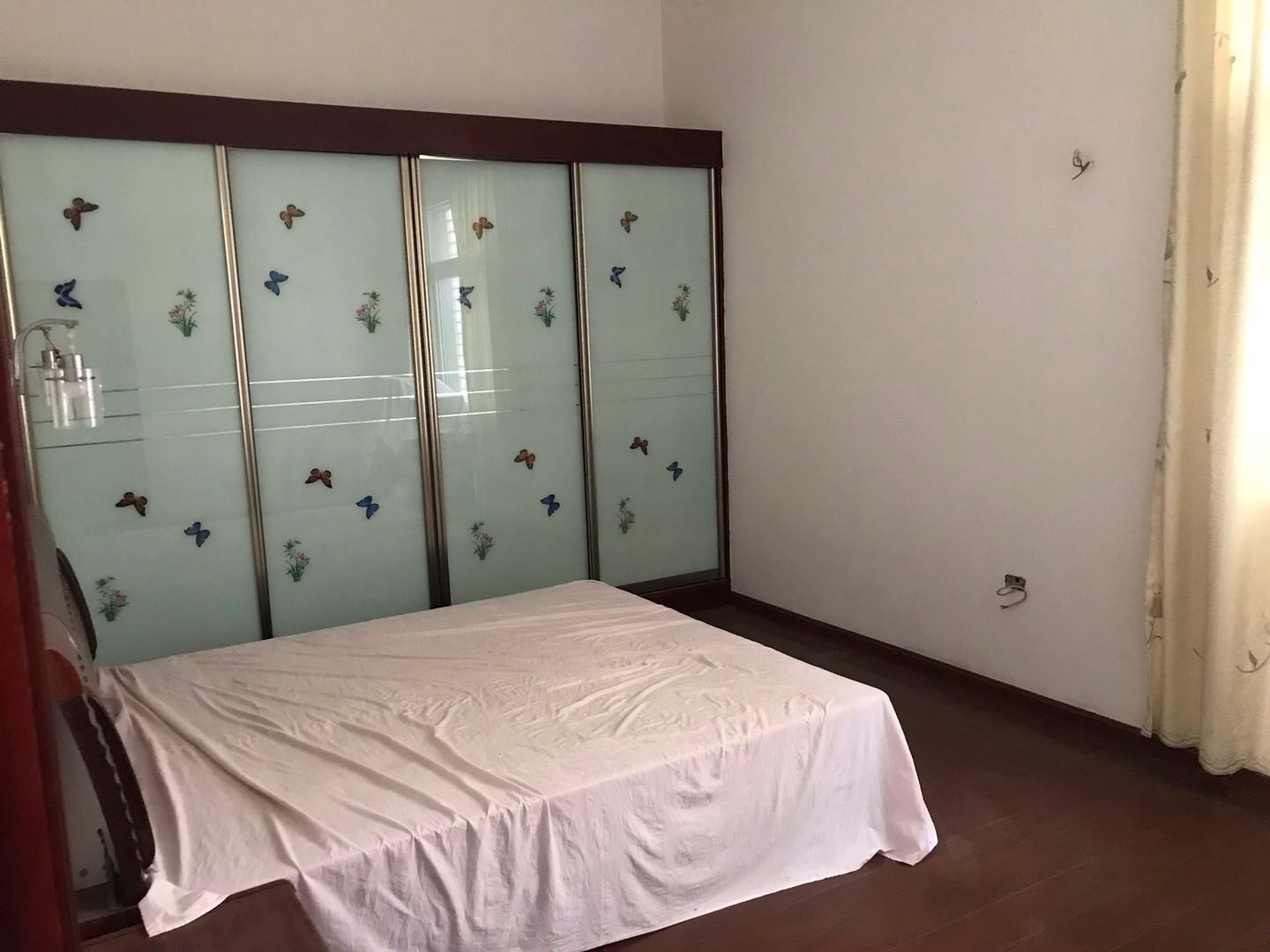 捡漏降价鼎丰花园带院子私房256平89万