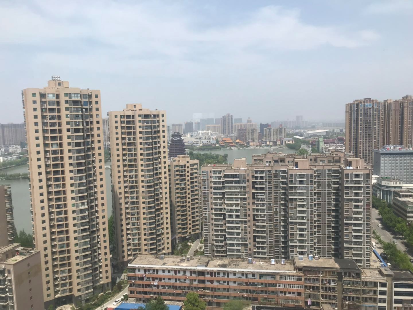 蓝宝大爱都空中别墅230平米