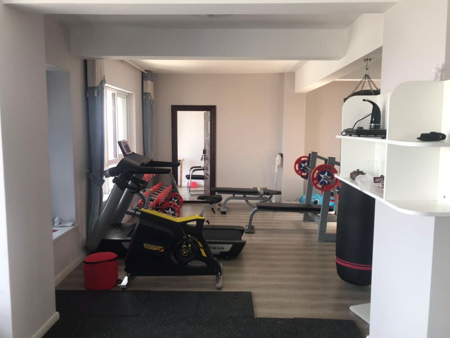 蓝宝大爱都空中别墅230平米