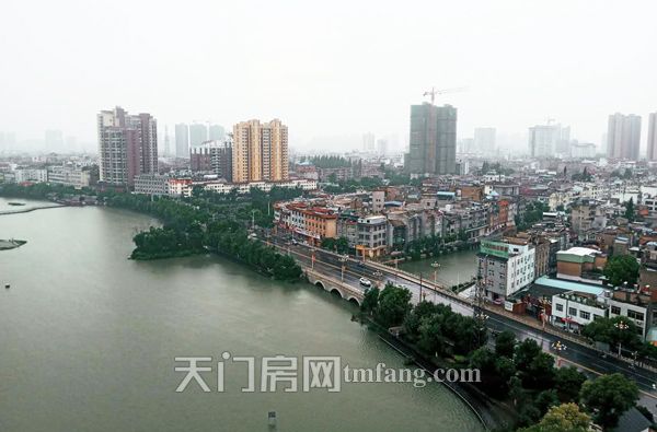 快看，天门主城区正在发生着翻天覆地的变化！