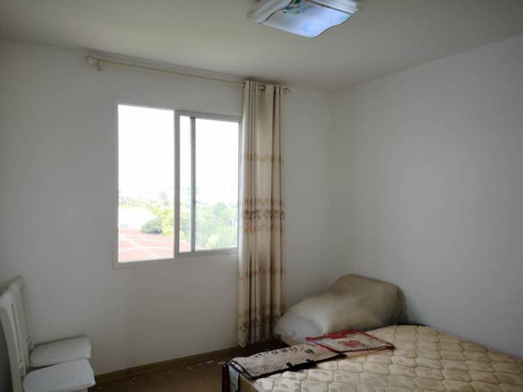 南洋大道 房低价出售