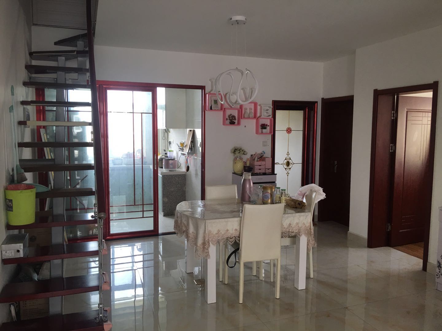 冠南景林春天纯板楼步梯房