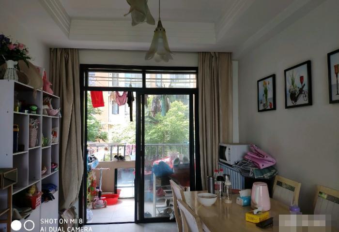 新城一期精装大三房步梯低层