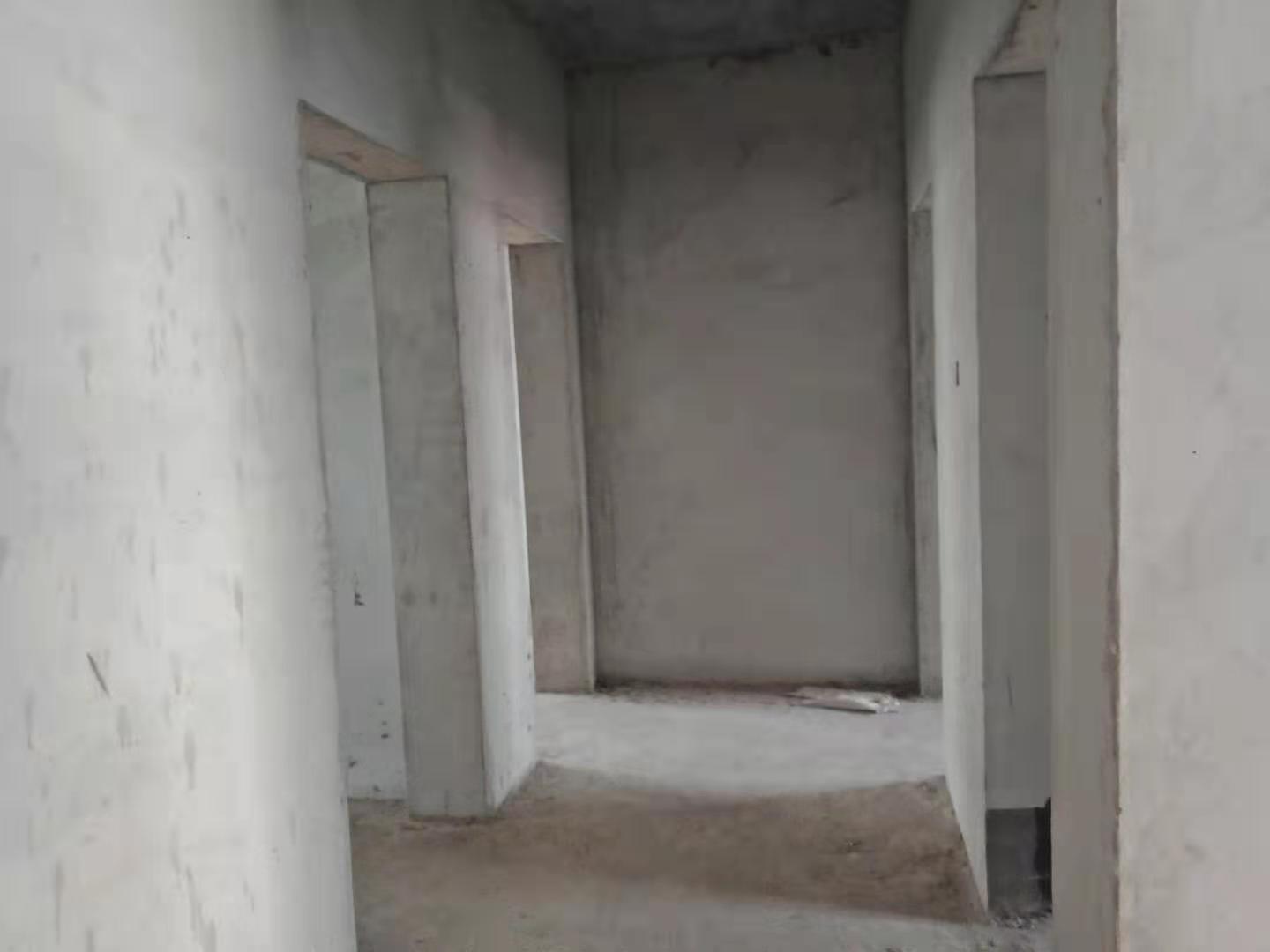 城北景天苑大三房毛坯中层实验高中 房