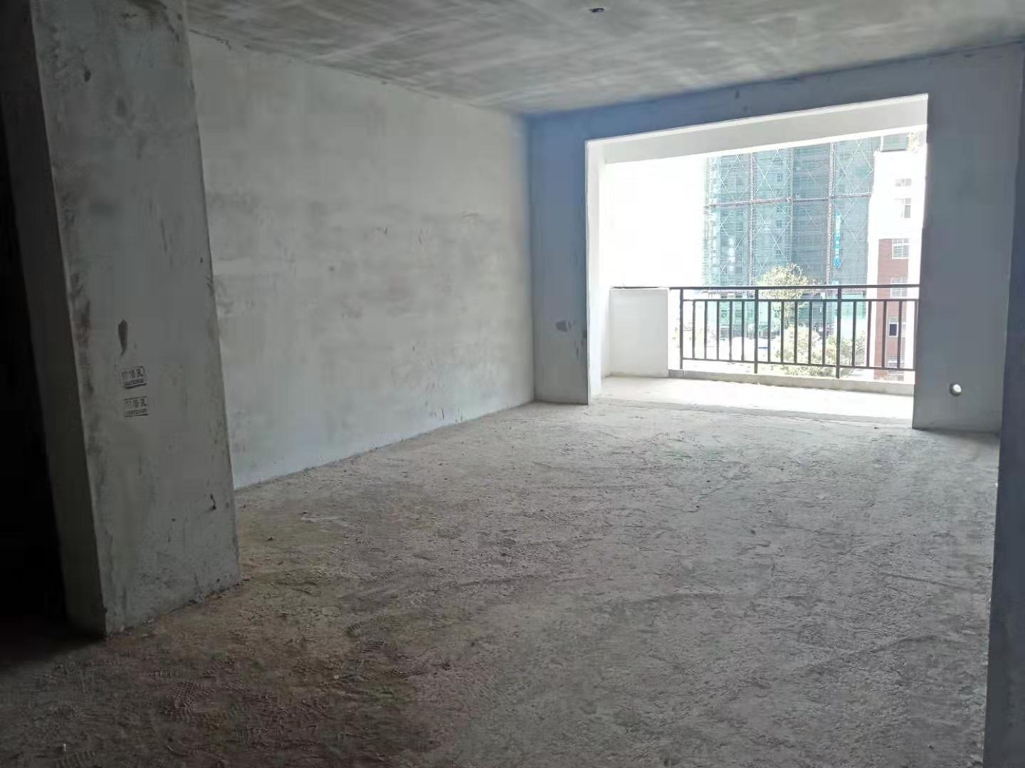 城北景天苑大三房毛坯中层实验高中 房