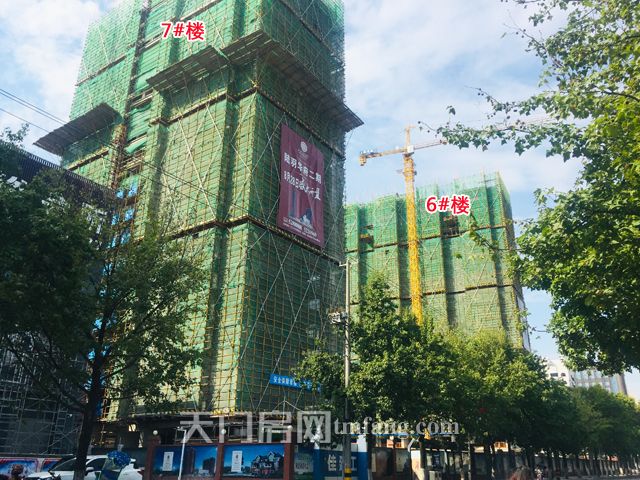 2019092609215389369ofzzoe.jpg 正在火热施工的6#楼和7#楼.jpg