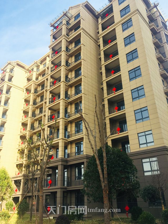 华泰雅苑10月工程进度：一期15-20#楼圆满交房