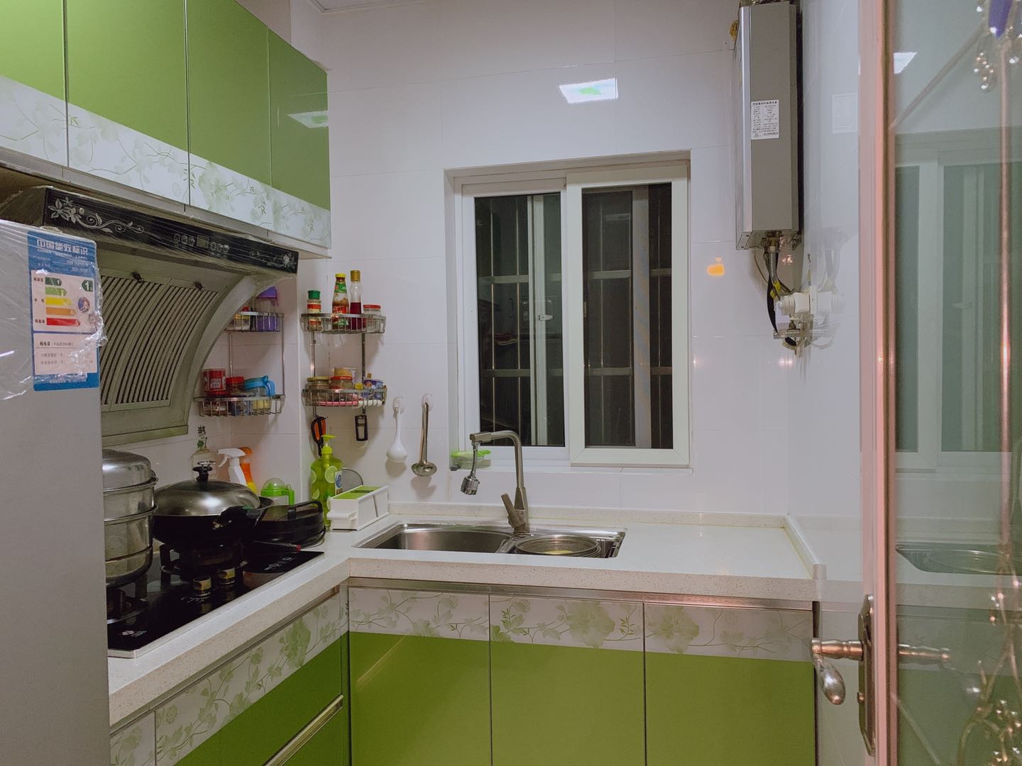  房华泰丽晶三室精装南北通透拎包入住低售