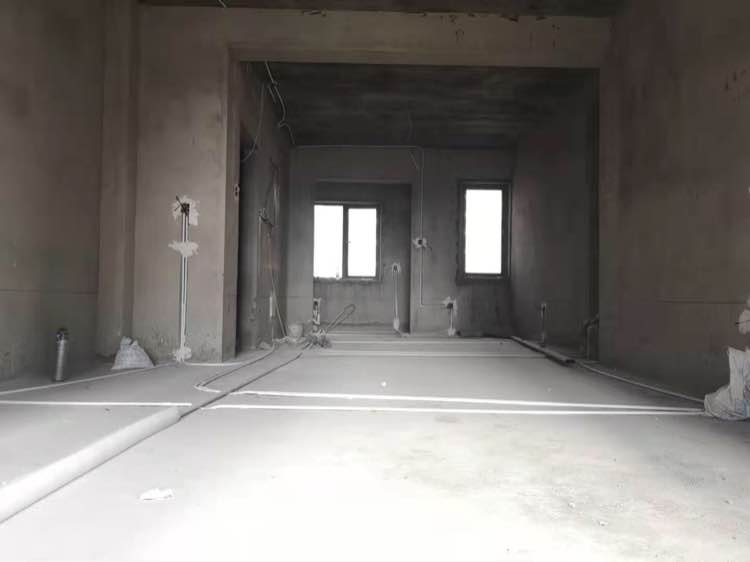 东湖金利屋南北通透双阳台三房