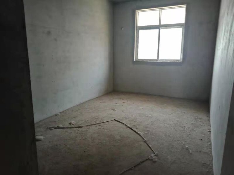 天门景天苑大三房毛坯中层