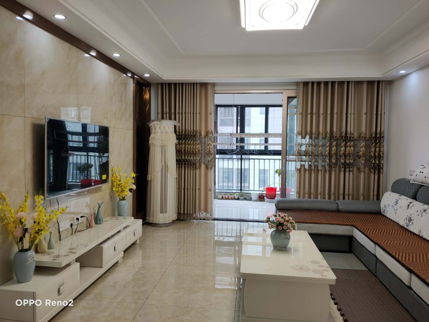 天门中学旁博士苑学区房