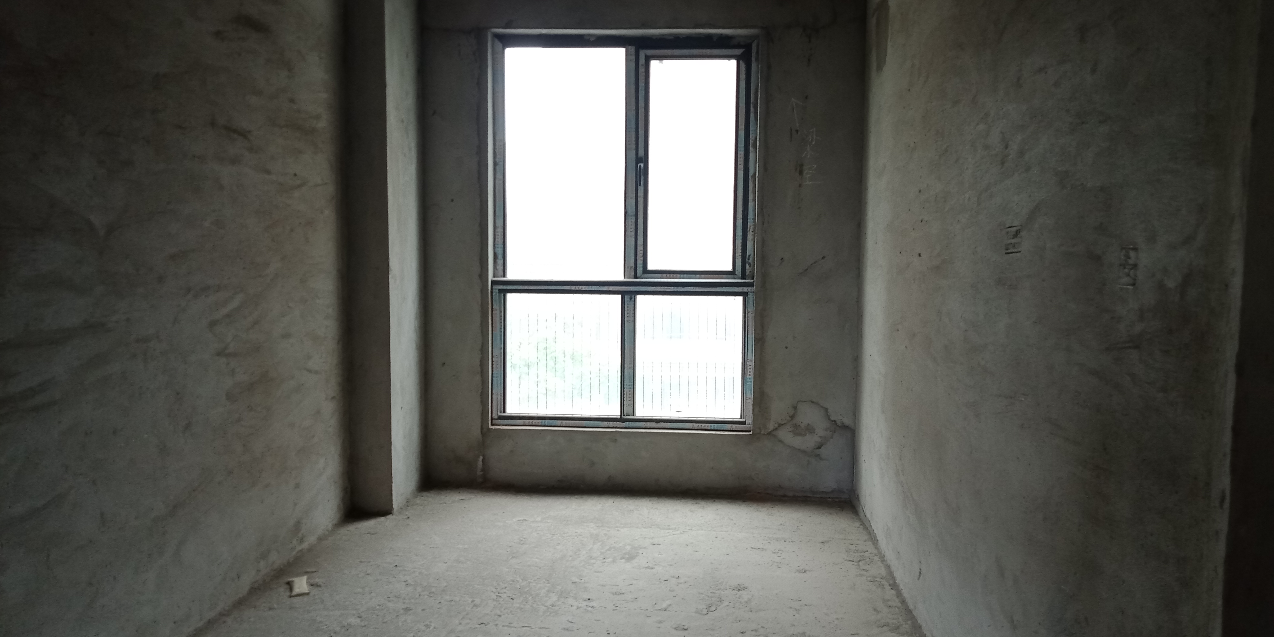 新城七期三房毛坯天门一小 房小区