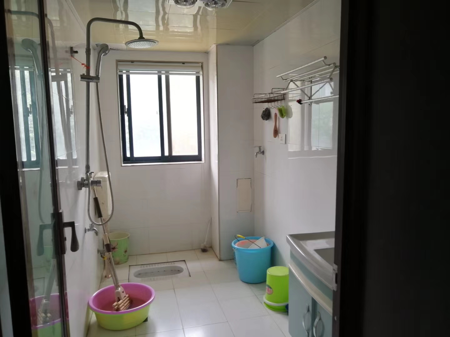 新城四期装修大3房有钥匙 看房，微信号17771698161