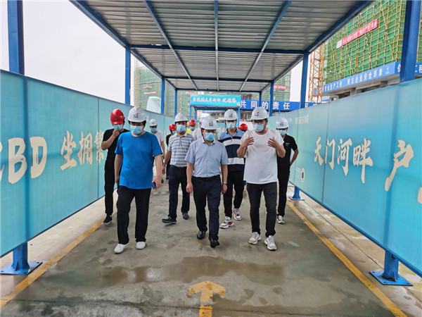 湖北省住建厅领导一行视察天门碧桂园左岸新都项目