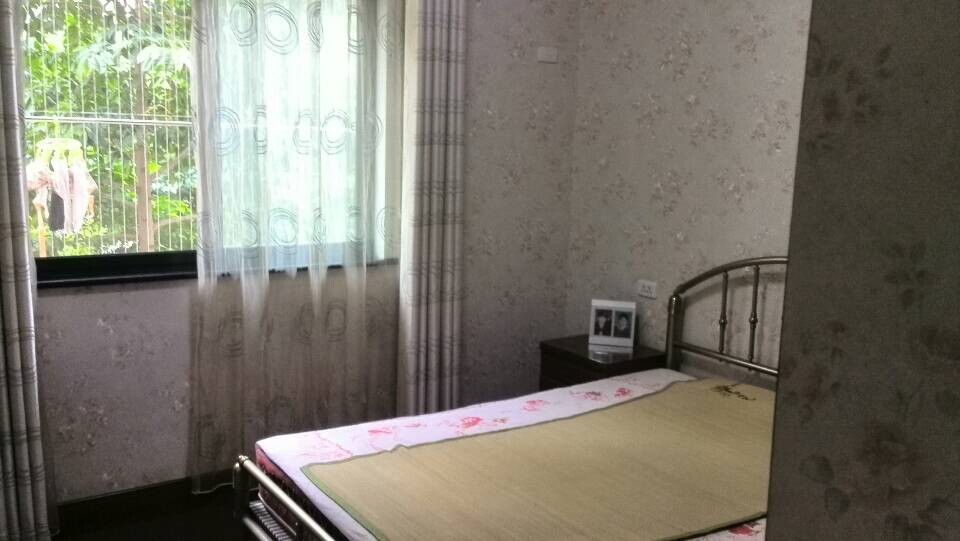  装修了的房子低价出售