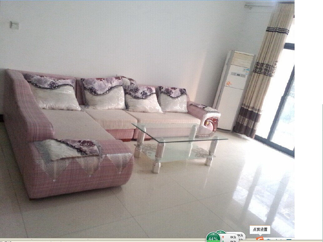 新城二期4楼精装修房子出租，有图，有真相哦~~~~