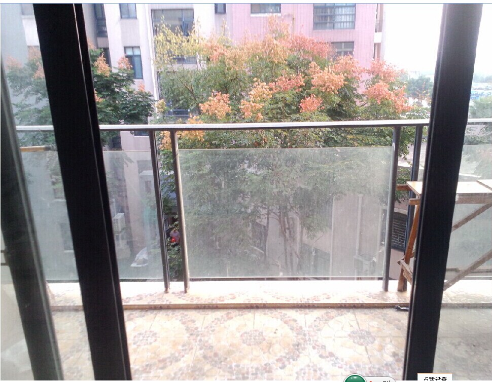 新城二期4楼精装修房子出租，有图，有真相哦~~~~