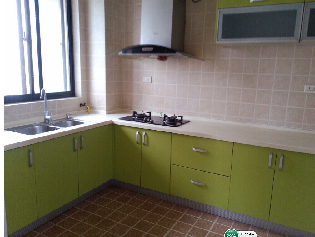 新城二期6楼精装修房出租，有图哦~~~~