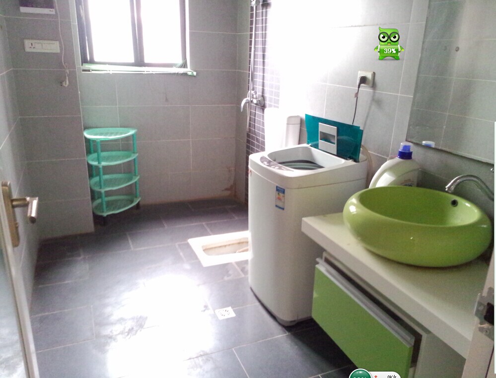 新城二期6楼精装修房出租，有图哦~~~~