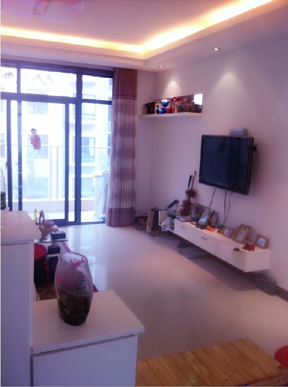 出售新城二期精装修景观楼