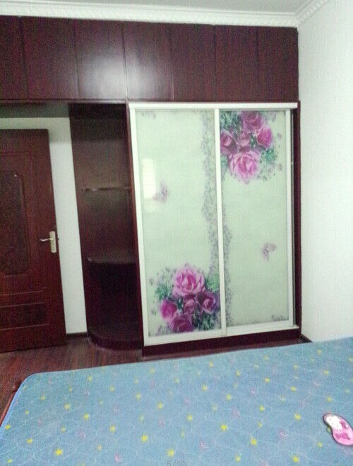 大润发附近2室2厅单元出租